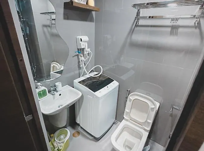 Apartment In Air Residences Makati Wifi Netflix Disney, Pool & Mall Manila
